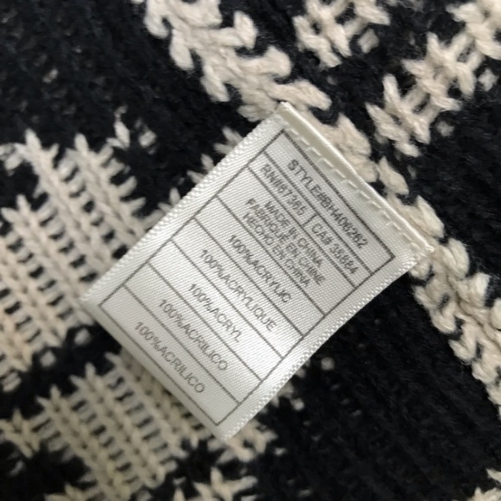 BB DAKOTA Rose Knit Cardigan white black NWT - Picture 5 of 5